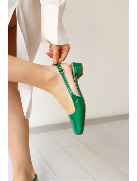 Vila Yeşil Rugan Küt 3 cm Kadın Babet Ayakkabı